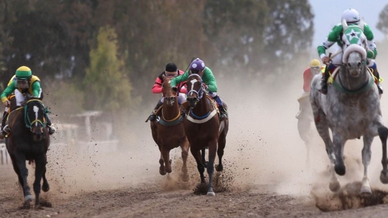 El turf sanjuanino se viste de fiesta con el Clásico Domingo Faustino Sarmiento