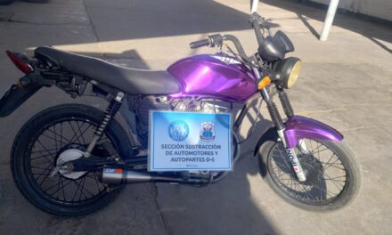 Secuestran motocicleta robada en Pocito