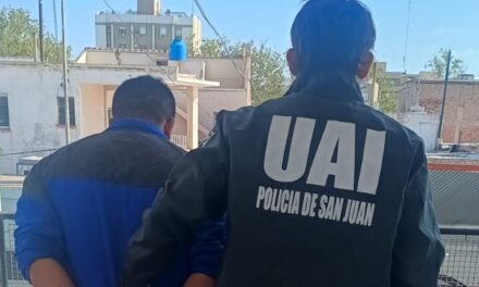 Allanamiento en Chimbas por abuso de arma y detiene a prófugo por robo agravado