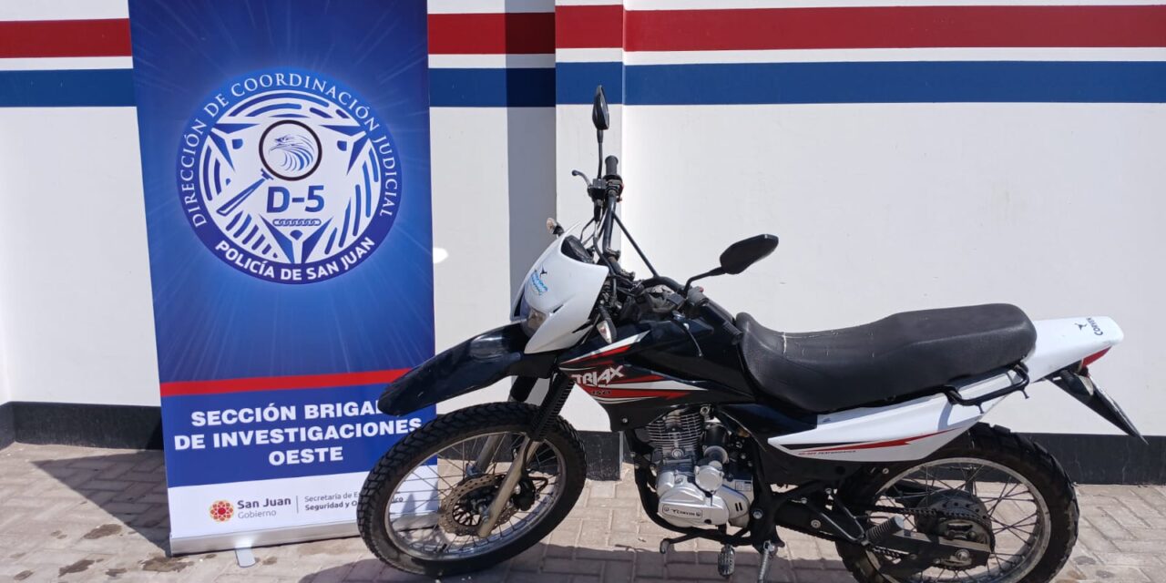 Policías de San Juan y Jujuy recuperan moto robada