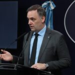 Qué declararon los dos testigos que complicaron al ex jefe de Gabinete