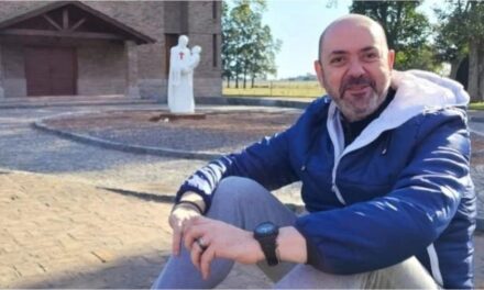 La familia sospecha secuestro y vaciamiento de sus cuentas