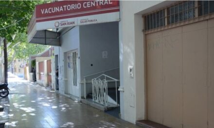 Desde ahora, solo el Vacunatorio Central aplicará la vacuna contra la fiebre amarilla en San Juan