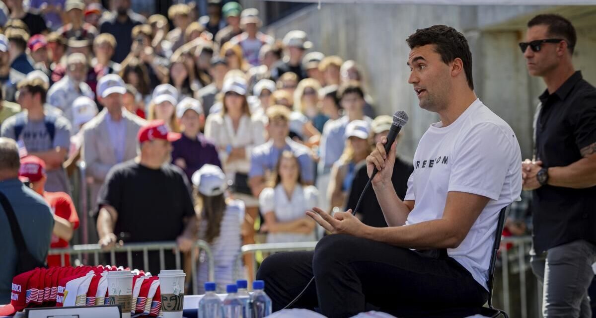 El funeral de Charlie Kirk será en un estadio y Donald Trump afirmó que asistirá