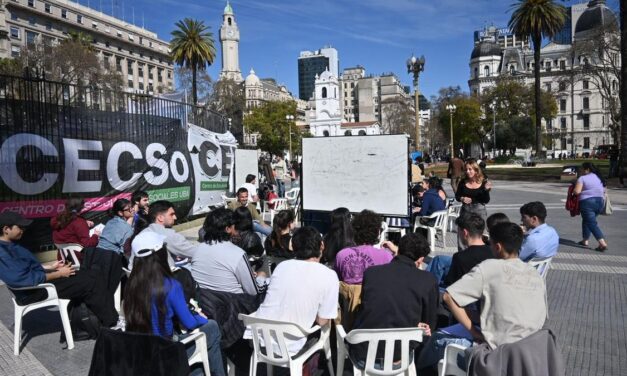 Docentes y no docentes anunciaron paro y marcha federal para rechazar el veto a la ley de Financiamiento Universitario