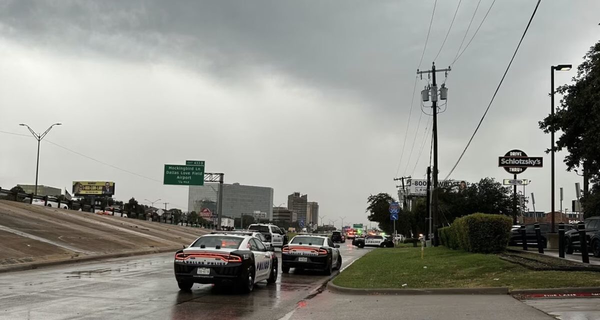 Un atacante disparó y mató a dos personas en un centro de inmigrantes en Dallas