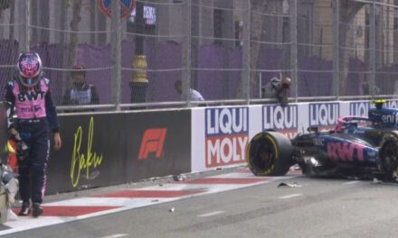 Franco Colapinto volvió a estrellarse y las redes se inundaron de memes