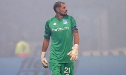 Gabriel Arias cerró su cuenta de Instagram por las críticas y perdería la titularidad en Racing