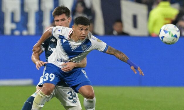 FIFA suspendió a tres futbolistas argentinos por falsificar documentación