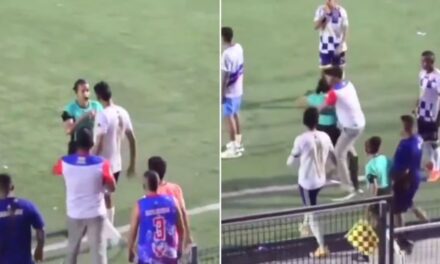 Un jugador agredió a una árbitra, ella intentó defenderse y tuvieron que frenarla