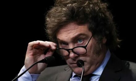 Javier Milei arriesga más que una elección legislativa y cierra la errática campaña de La Libertad Avanza