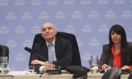 La oposición pone contra las cuerdas a José Luis Espert en medio del debate por el Presupuesto 2026