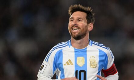 Lionel Messi marcó dos goles en la emotiva noche de Eliminatorias Sudamericanas