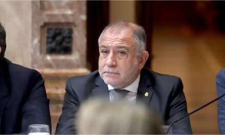 Dejen de agraviar a mi hija, que no se puede defender