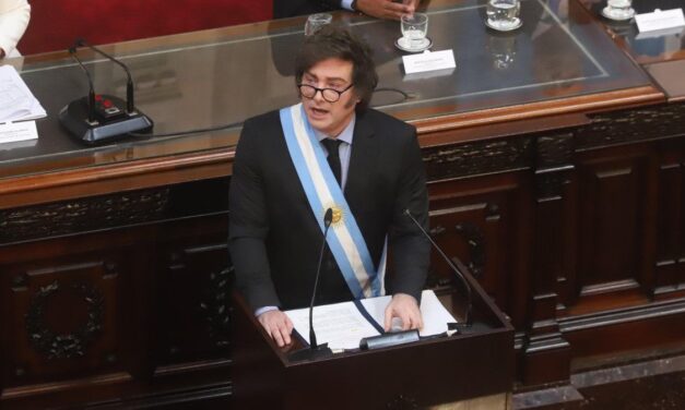 La reacción del arco político al veto de Javier Milei al Financiamiento Universitario