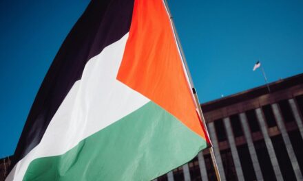 Reino Unido, Canadá y Australia reconocen oficialmente al Estado de Palestina y tensan la relación con Israel