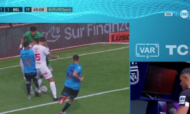 El insólito gol anulado a Belgrano contra Barracas Central
