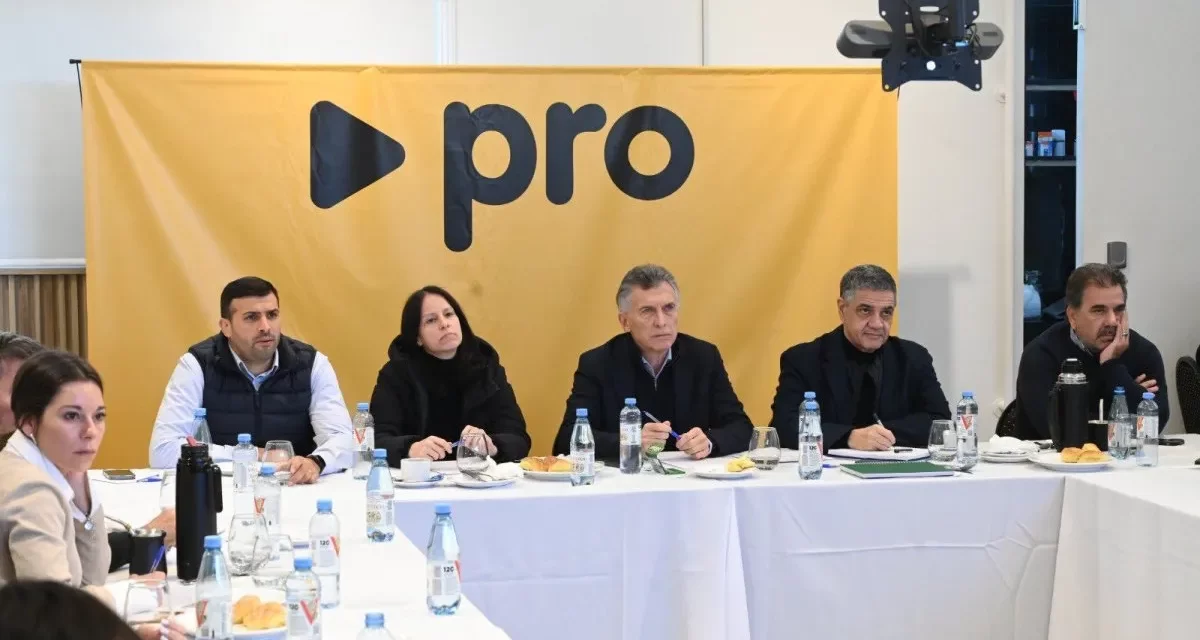 Tras la derrota en Provincia, Mauricio Macri analiza convocar a una cumbre con todos los candidatos del PRO