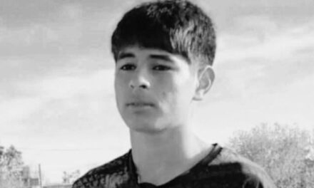 Murieron un chico de 13 años y un hombre de 57 mientras jugaban al fútbol en Córdoba