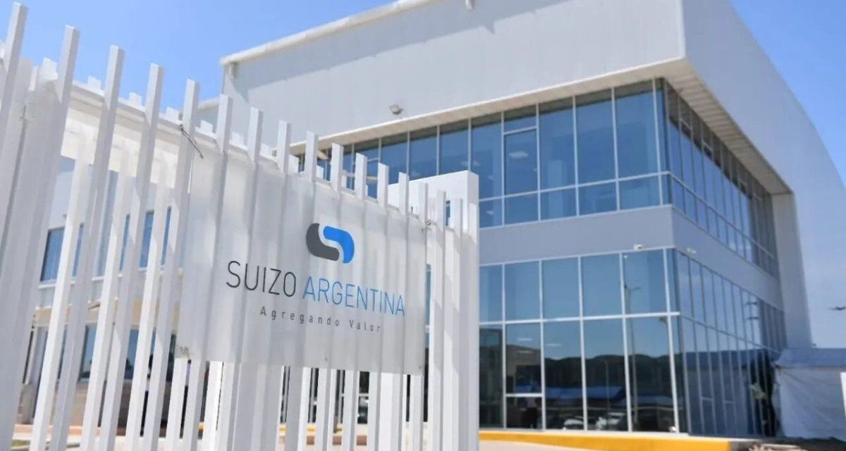Pese a la investigación por sobreprecios y licitaciones amañadas, el Gobierno vuelve a contratar a la Suizo Argentina