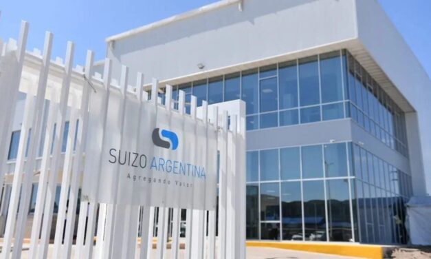 Piden revisar licitaciones preadjudicadas por $8.823 millones a la droguería de los Kovalivker