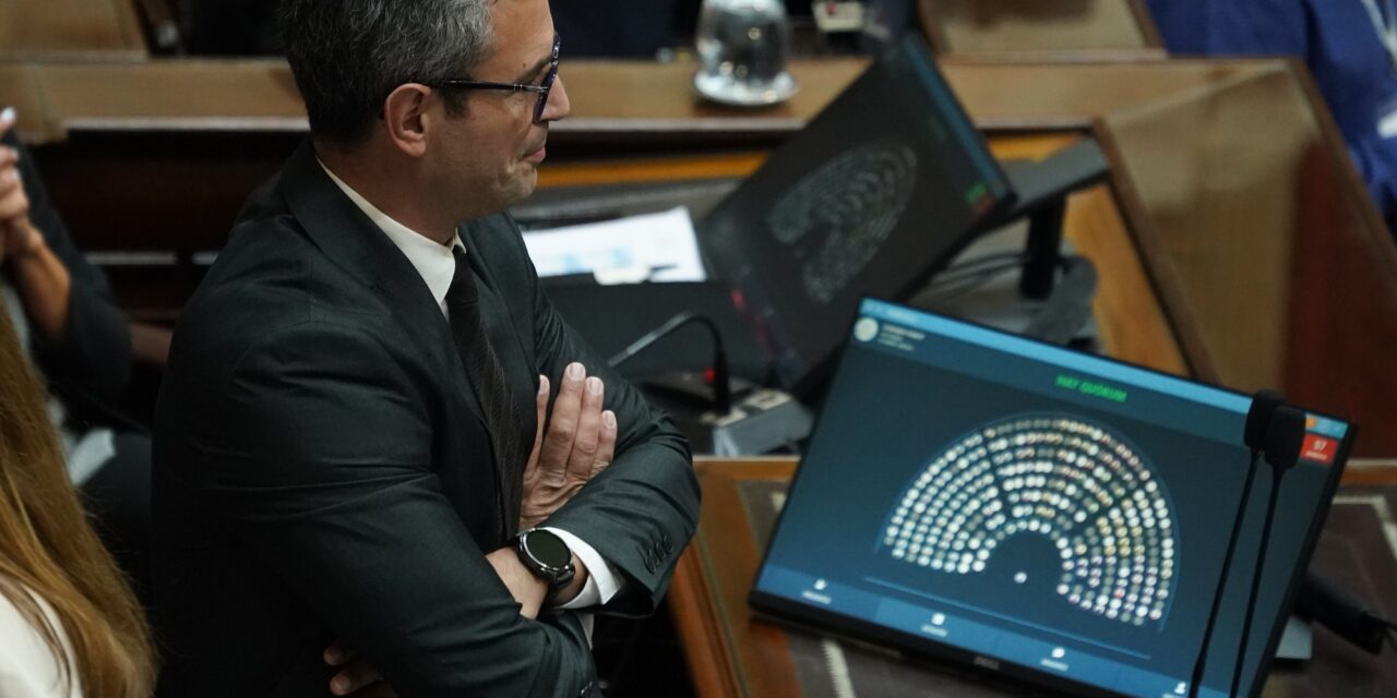 La oposición buscará cambiar la ley de DNU, remover a Espert de Presupuesto e interpelar a Francos