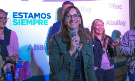 “Diputada Caparros denuncia demoras en el tratamiento de su proyecto sobre maternidad prematura”