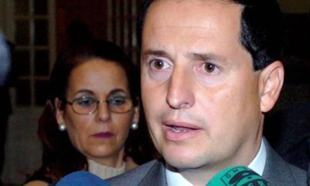 El caso Fernández llega a Europa: el diario ABC de España analizó la historia del “consultor” que se refugió en San Juan