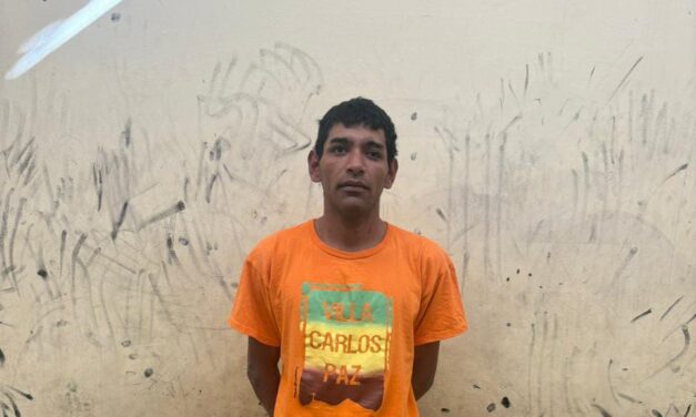 Salió a pasear con una mochila ajena y terminó preso