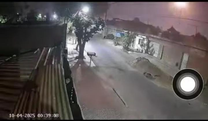 Vecinos reportaron un extraño fenómeno luminoso en la madrugada sanjuanina (video)