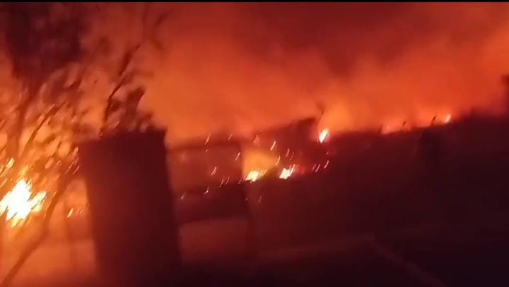 Incendio devastador en Pocito: Mirá los videos del fuego que arrasó con todo
