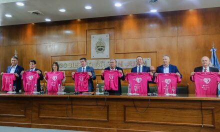 Orrego presentó la XIII Caminata de Concientización sobre el Cáncer de Mama
