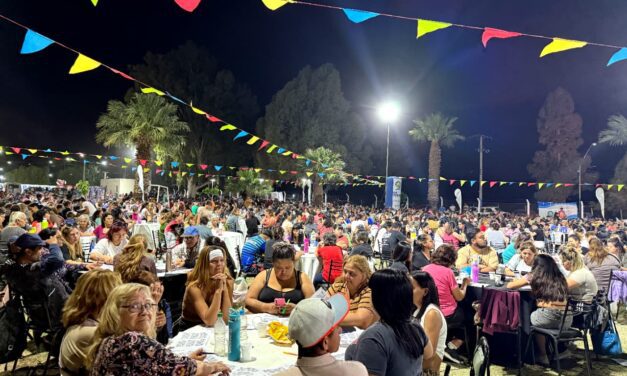 Cerca de 3.000 mamás celebraron su día en una gran fiesta en Las Chacritas