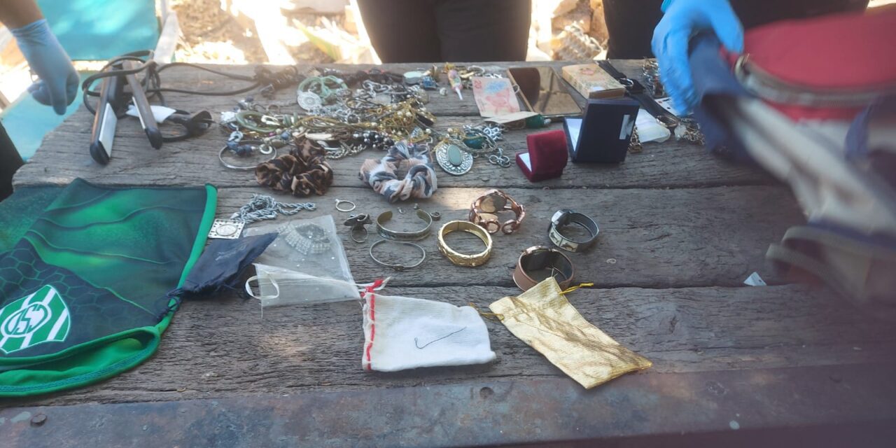 Recuperan objetos robados tras allanamientos en Villa América