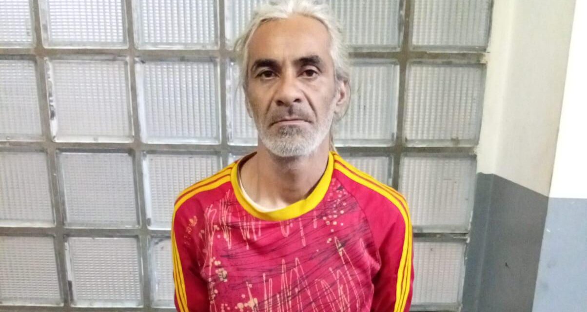 Intentó robar una batería de auto y fue detenido en plena calle