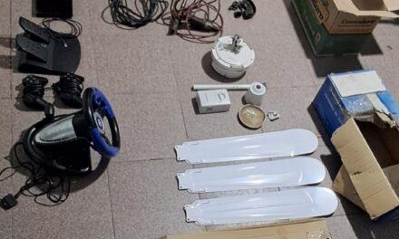 Tres delincuentes huyeron y dejaron un botín en plena calle en Chimbas