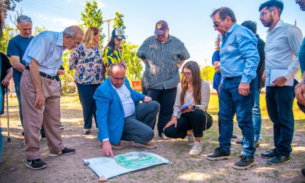 Comenzó la remodelación de la Plaza del Barrio Jardín Policial en Rivadavia
