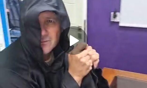 “Cuidate mucho, Orrego”: Gremialistas amenazan al gobernador y agreden verbalmente a la ministra Palma