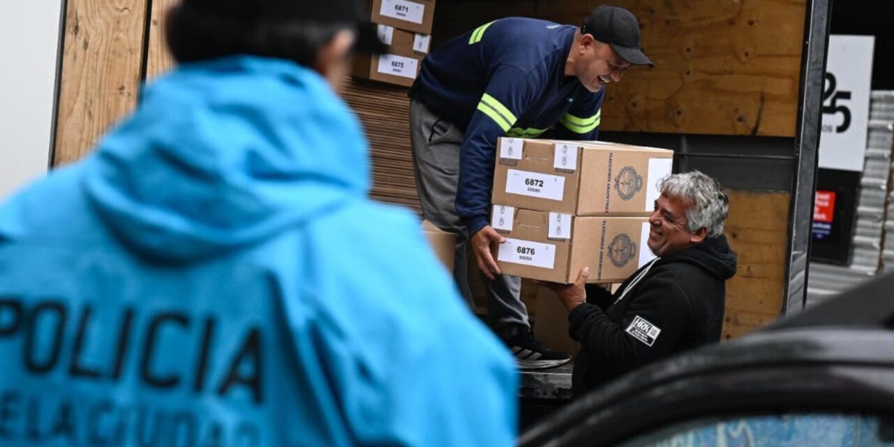 Milei pone a prueba su Gobierno y Kicillof busca afianzarse como candidato del peronismo