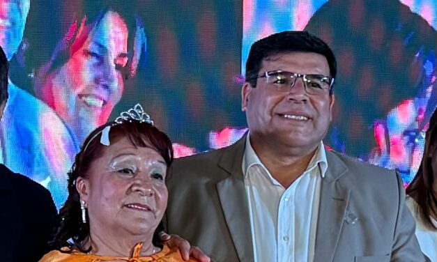Angélica, una reina con alegría y historia: 9 de Julio celebró a sus adultos mayores