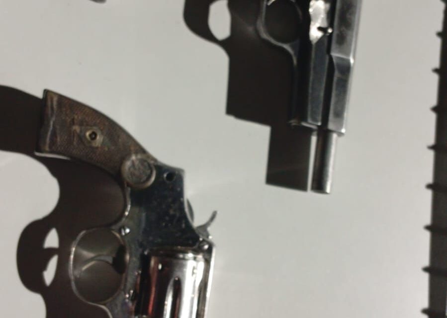 Conflicto vecinal terminó con el secuestro de armas en Villa Hipódromo