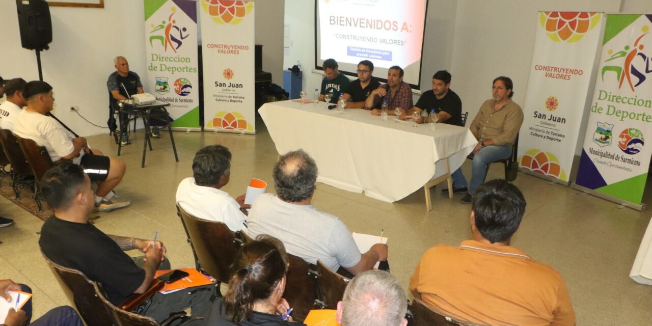 Capacitación deportiva en Sarmiento con «Construyendo Valores»