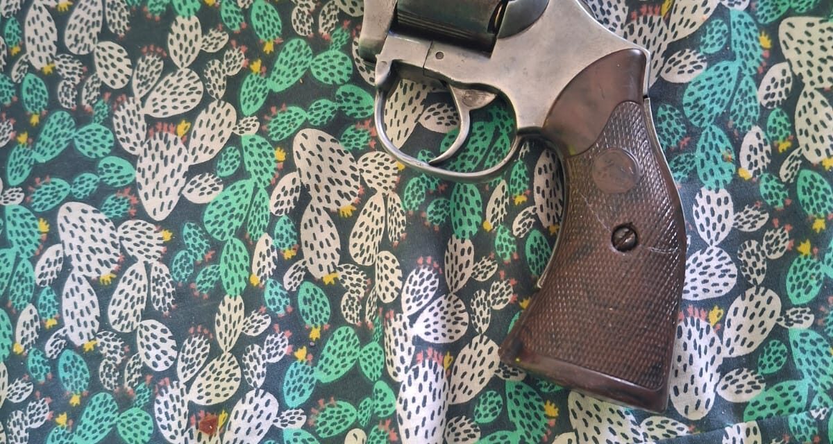 Caucete: Mujer detenida por tenencia ilegal de arma de fuego
