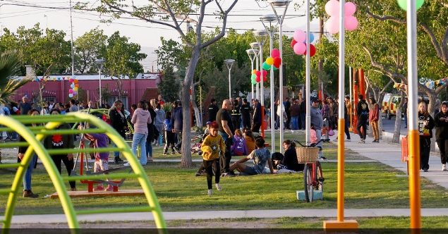 Chimbas celebra a las mamás con una gran feria en la Plaza Departamental