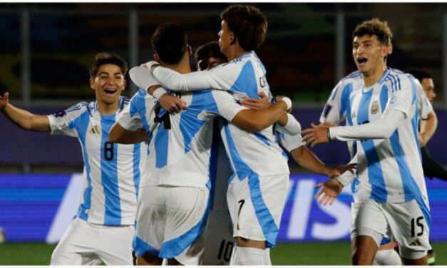 Argentina goleó 4-1 a Australia y aseguró su pasaje a los octavos de final del Mundial Sub 20
