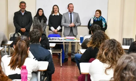 ¡Atención profesionales de la salud! Abren la segunda readjudicación de residencias médicas y no médicas