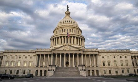 La oposición de EEUU presentó un proyecto para frenar el auxilio al gobierno de Javier Milei