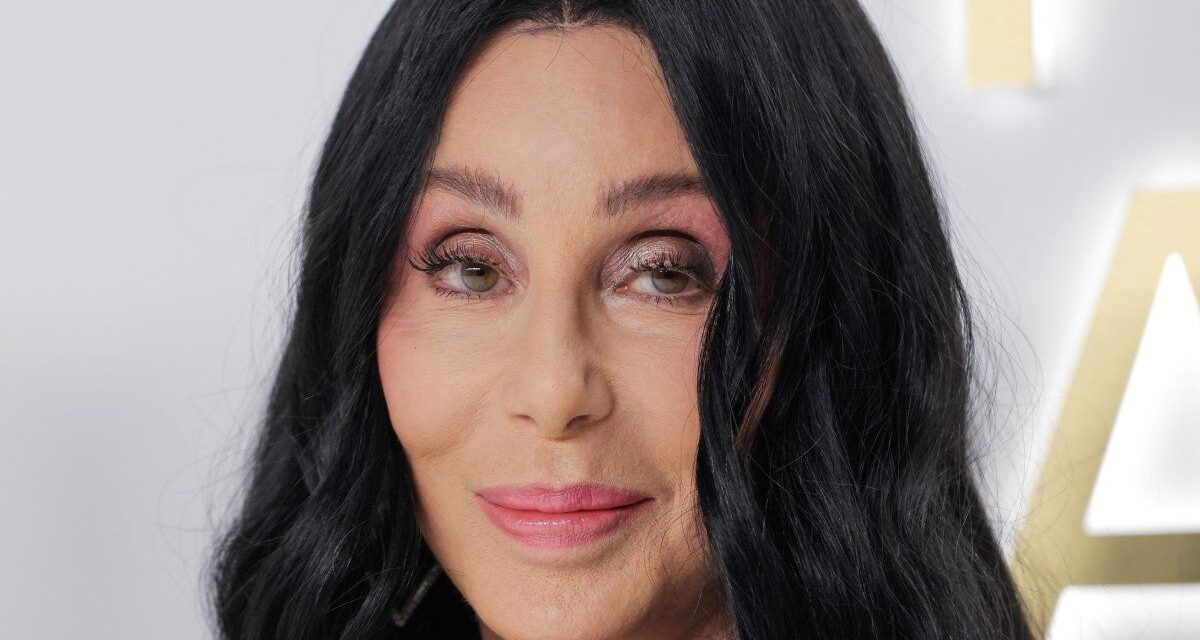 El antes y después de la cantante en una misma imagen creada por la Inteligencia Artificial