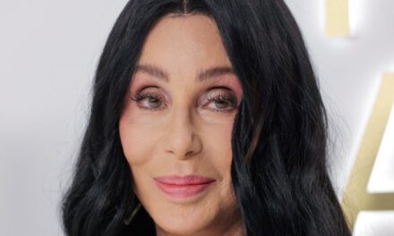 El antes y después de la cantante en una misma imagen creada por la Inteligencia Artificial