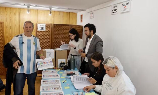 Cómo fueron los comicios en España e Italia y el regreso del voto por correo
